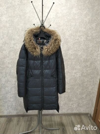 Пуховик женский 52 бу