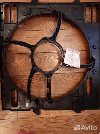 Кожух вентилятора Amarok 2H0121207E