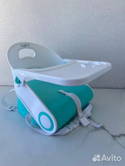 Продам стульчик бустер для кормления babyton