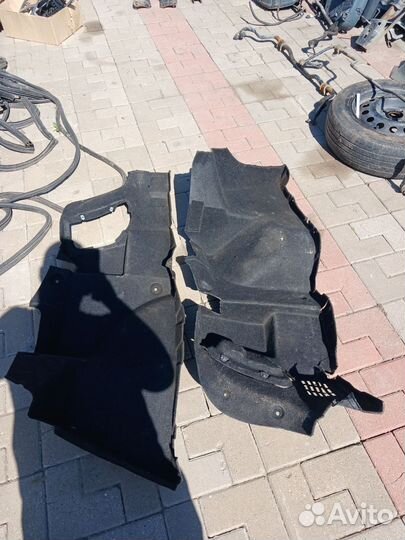 Hyundai elantra xd обшивка багажника