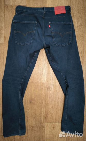 Levis engendered jeans LEJ 502 red Tab