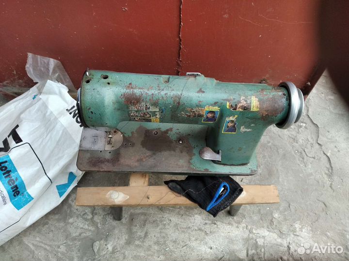 Промышленная швейная машина 97 класс с мотором