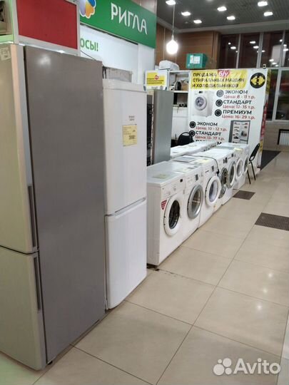 Холодильник zanussi ZRB 310 гаранти 3 месяца