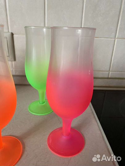 Яркие Новые фужеры для дачи