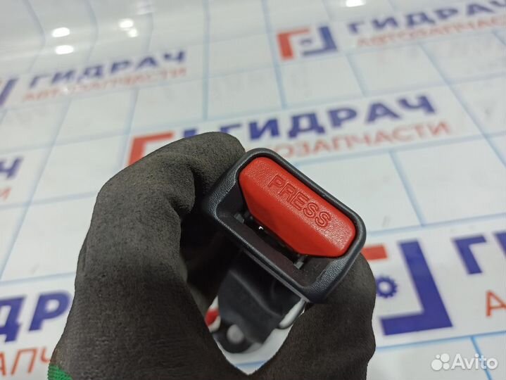 Ответная часть ремня безопасности Kia Sportage 4 8