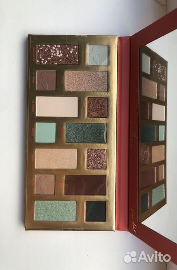 Палетка теней Essenсe Disney Classics Bambi