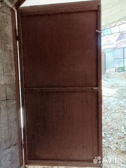 Ворота гаражные распашные металлические бу