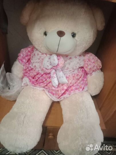 Плюшевый медведь