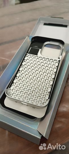 Чехол на iPhone 15 pro