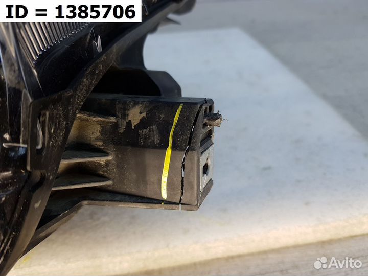 Фара левая Toyota RAV4