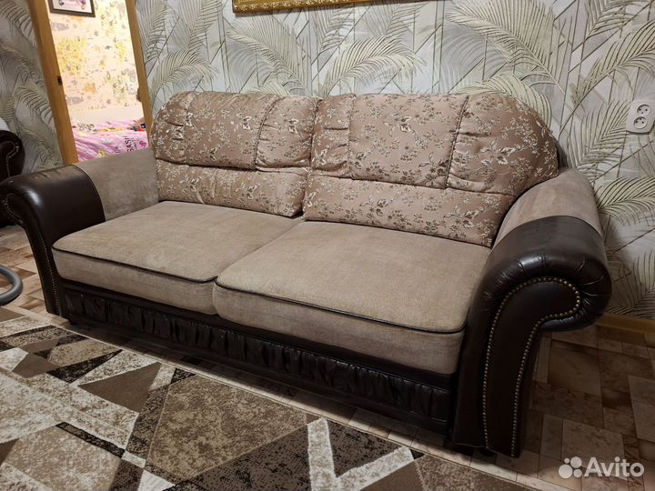 Набор мягкой мебели