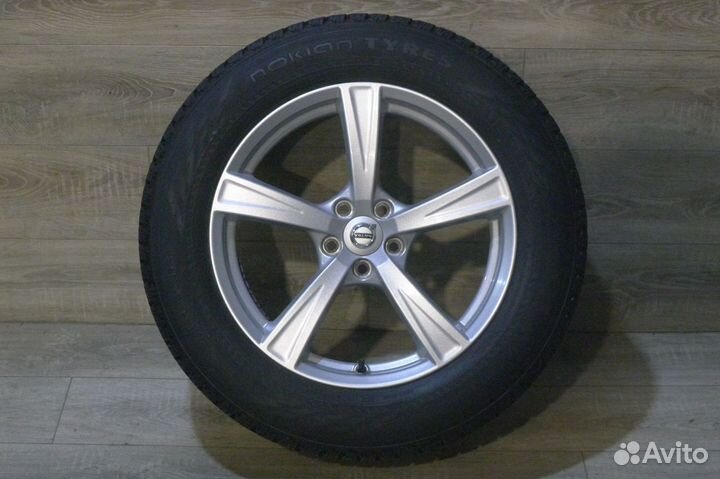 Комплект оригинальных колес R18 Volvo XC90 зима
