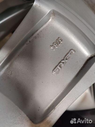 Колеса в сборе Lexus 235/65/18