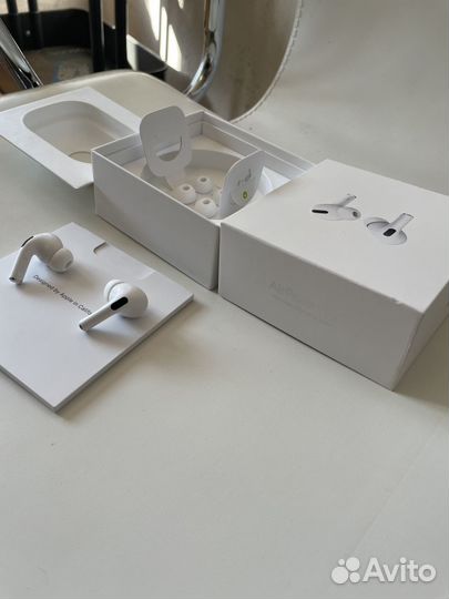 Airpods Pro два наушника, коробка, доки, без кейса