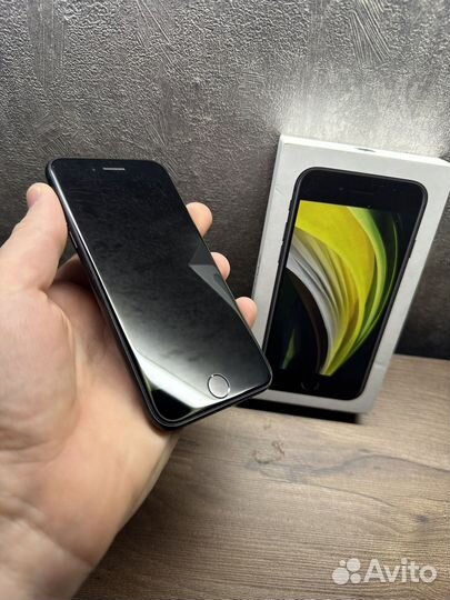 iPhone SE (2020), 128 ГБ