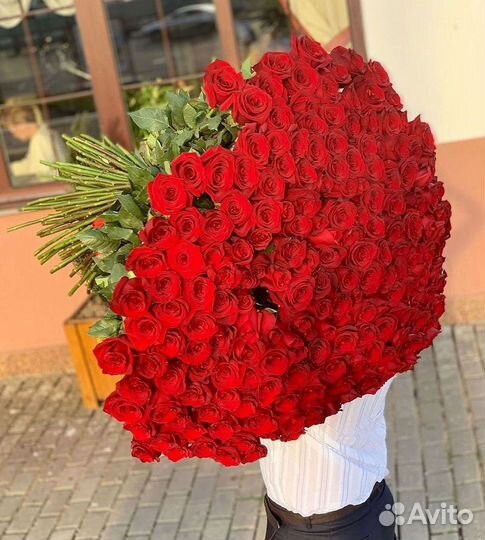 Букет роз 101 роза 51 роза