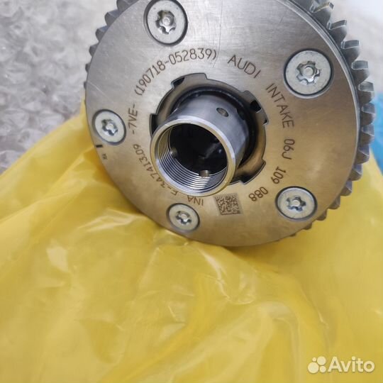 Распредвал оригинал Германия новый VAG 06J109021G