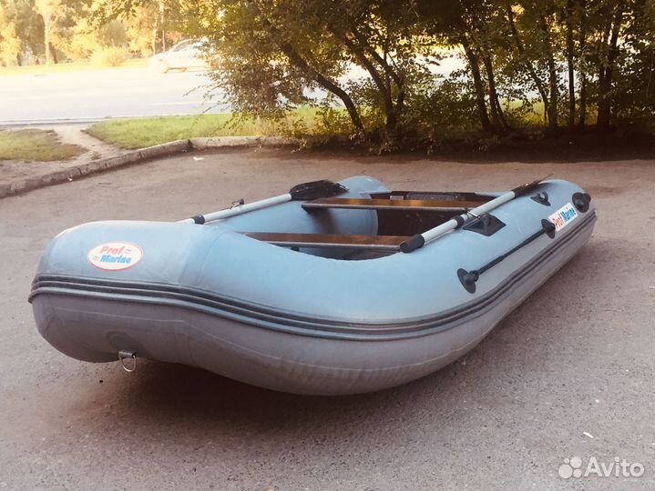 Лодка ProfMarine 300 CL
