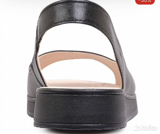 Женские сандалии