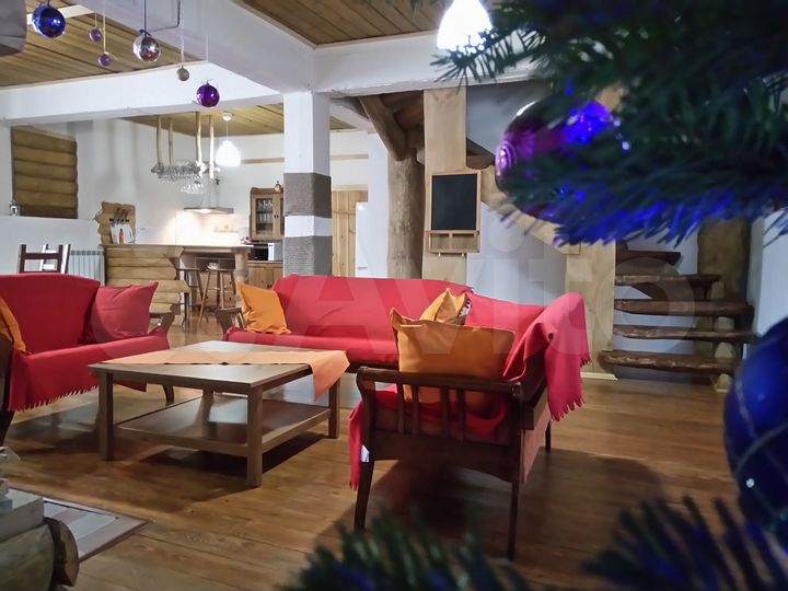 Дом 170 м² на участке 6 сот.