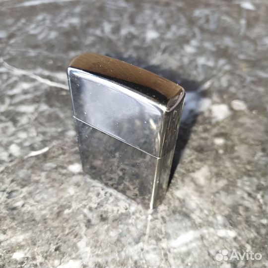 Зажигалка бензиновая zippo