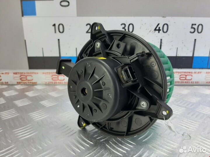 Моторчик печки для Chevrolet Cruze 2 (J300)