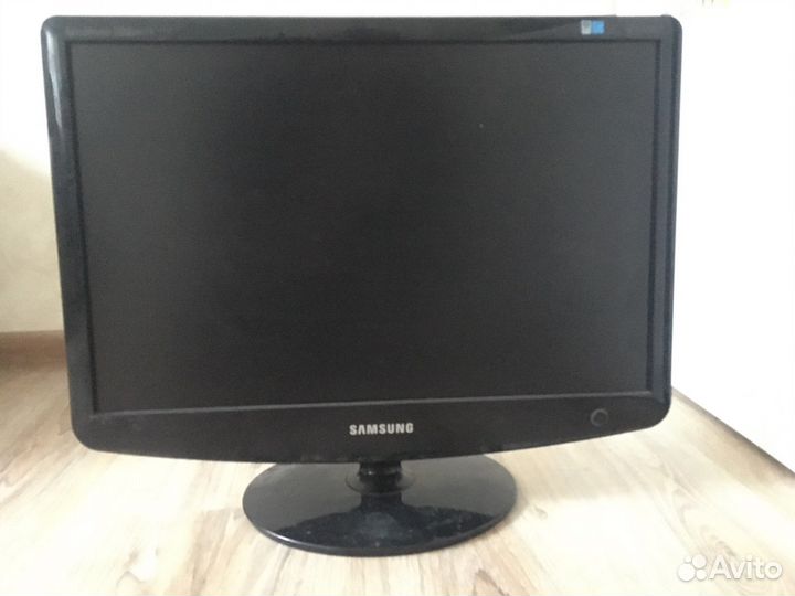 Монитор для компьютера