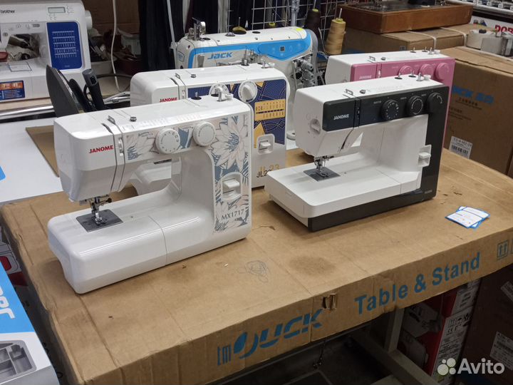 Швейная машина Janome HomeDecor 2320