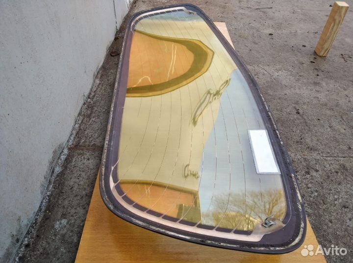 Стекло крышки багажника nissan almera 2000г