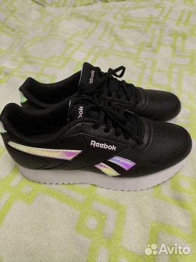 Кроссовки reebok женские новые 39