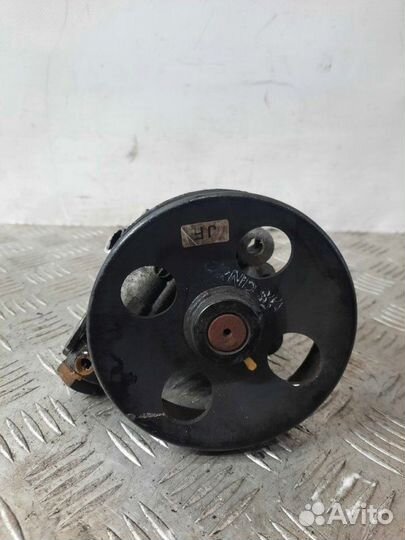 Насос гур Kia Carens минивэн 2.0 D4EA 2004