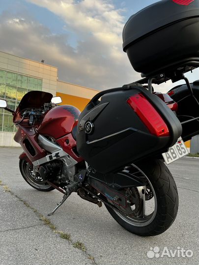 Kawasaki ZZR 400