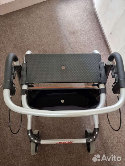 Ходунки для взрослых на колесах