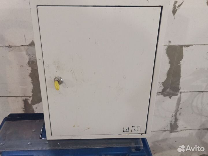 Щит распределительный навесной