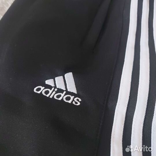 Спортивные штаны adidas мужские