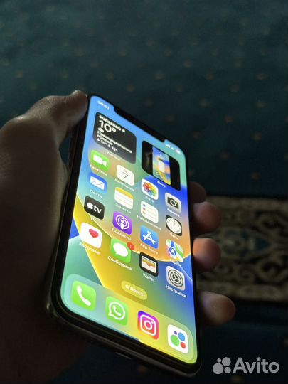 iPhone X, 64 ГБ