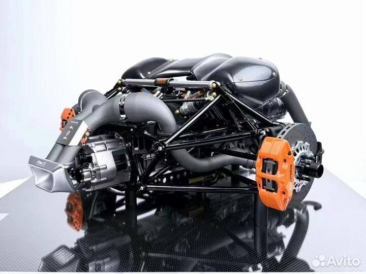 FrontiArt Koenigsegg One:1 двигатель 1:4