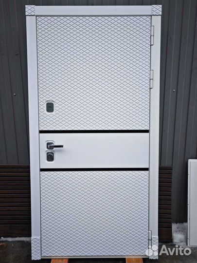 Дверь входная металлическая