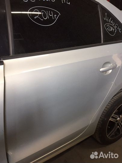 Дверь задняя левая Фольксваген джета 6