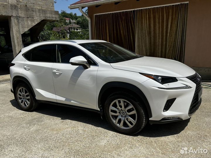 Lexus NX 2.0 CVT, 2017, 81 147 км