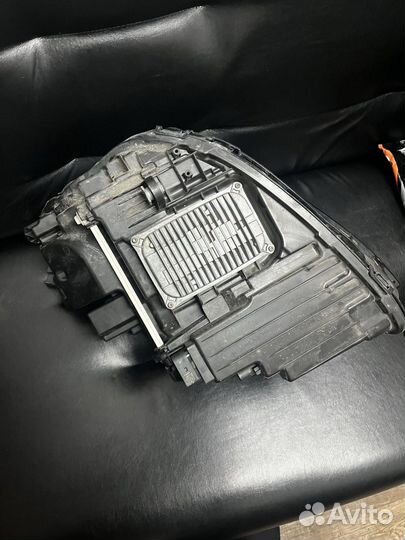 Фара правая Mercedes w213 дорест