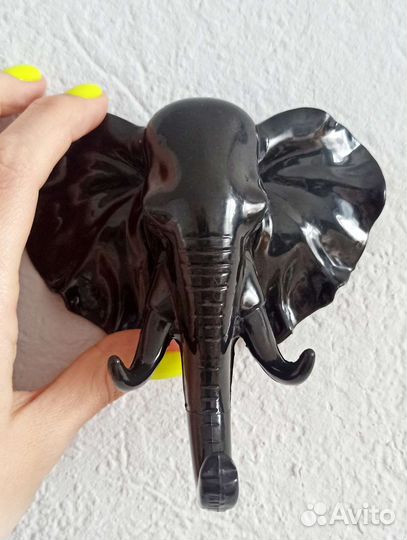 Вешалка настенная (крючок) 