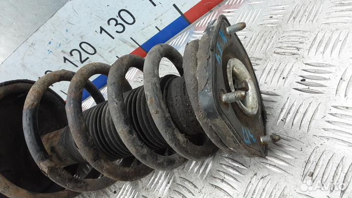 Стойка амортизатора заднего правого Kia Sportage