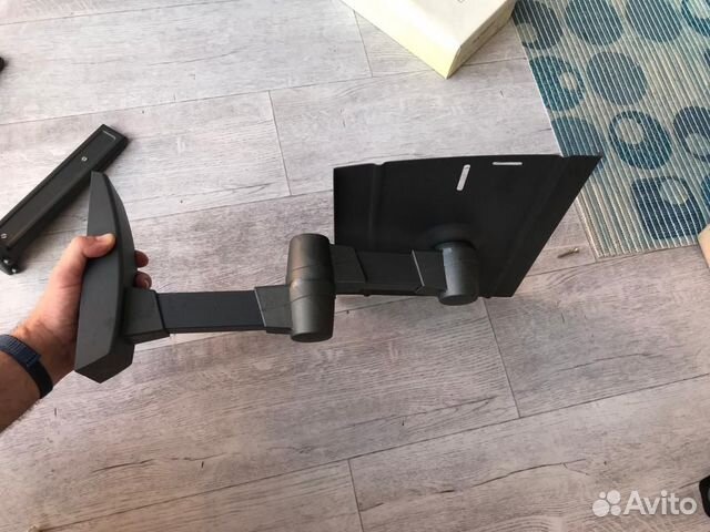 Кронштейн для телевизора поворотный