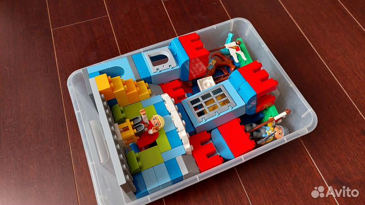 Набор Lego duplo Королевский замок 10577