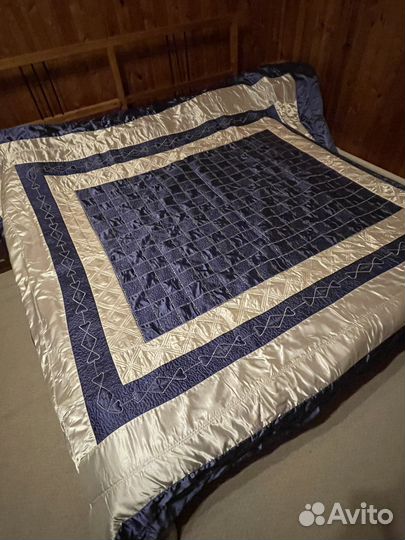 Плед, покрывало на кровать и 2 наволочки