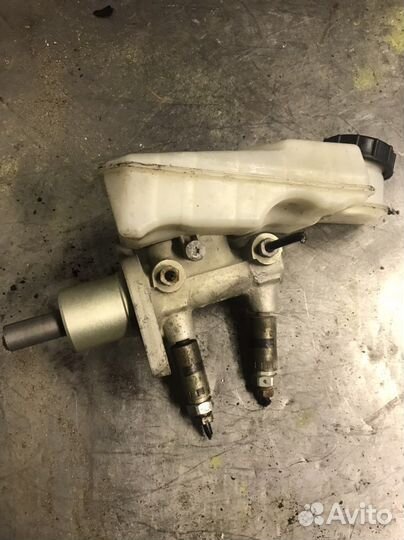 Гтц главный тормозной цилиндр Ford Focus 2