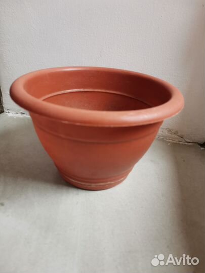 Горшок для цветов бу