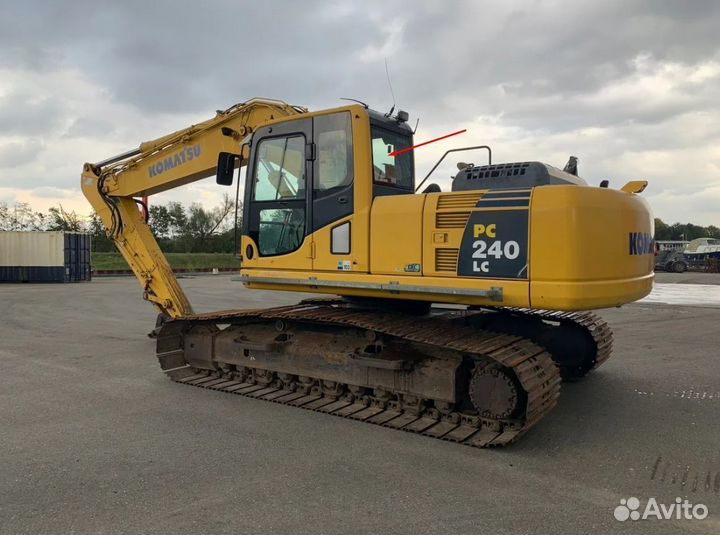 Стекло заднее на экскаватор Komatsu PC240