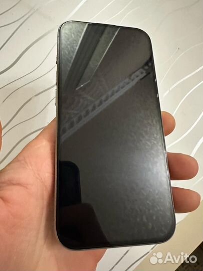 iPhone 15 Pro, 256 ГБ